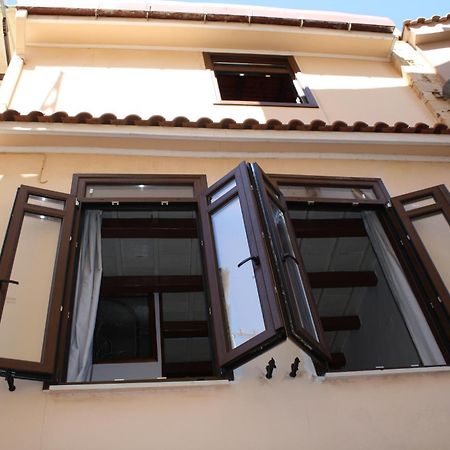 Anemones Rooms Chrissi Akti Chania Exterior foto