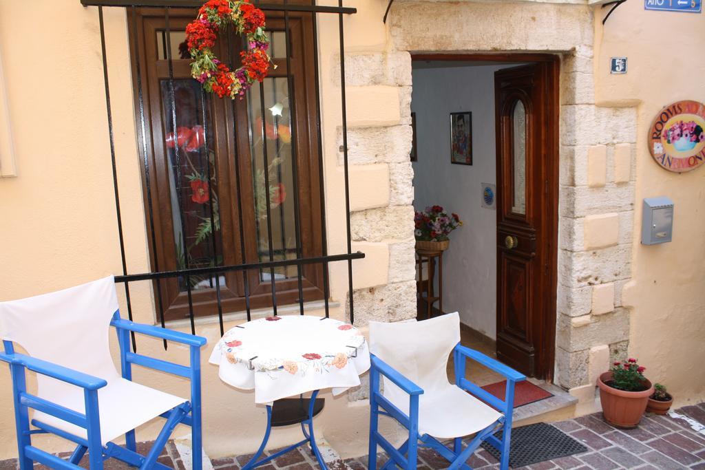 Anemones Rooms Chrissi Akti Chania Exterior foto