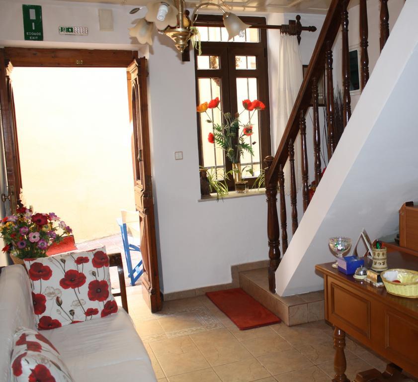 Anemones Rooms Chrissi Akti Chania Exterior foto