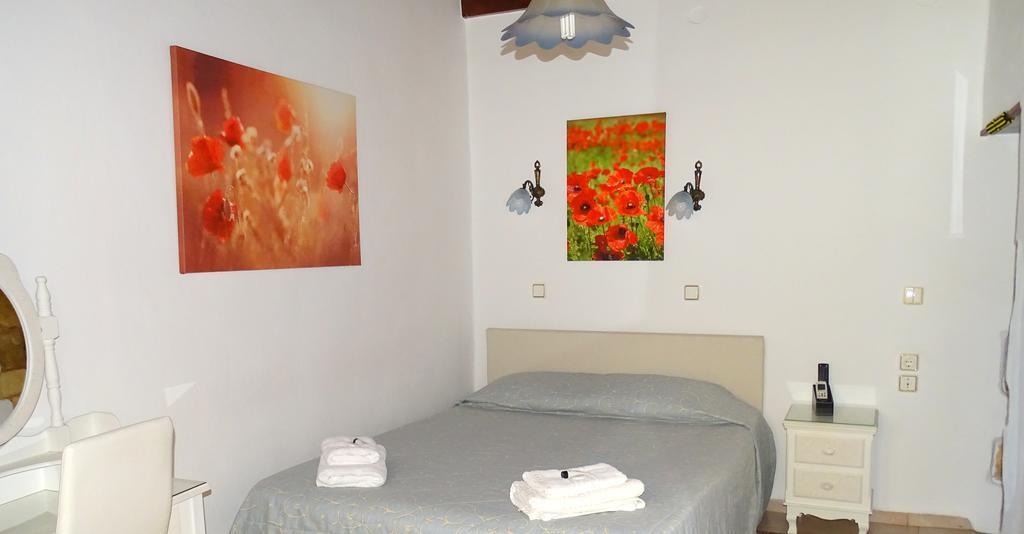 Anemones Rooms Chrissi Akti Chania Exterior foto