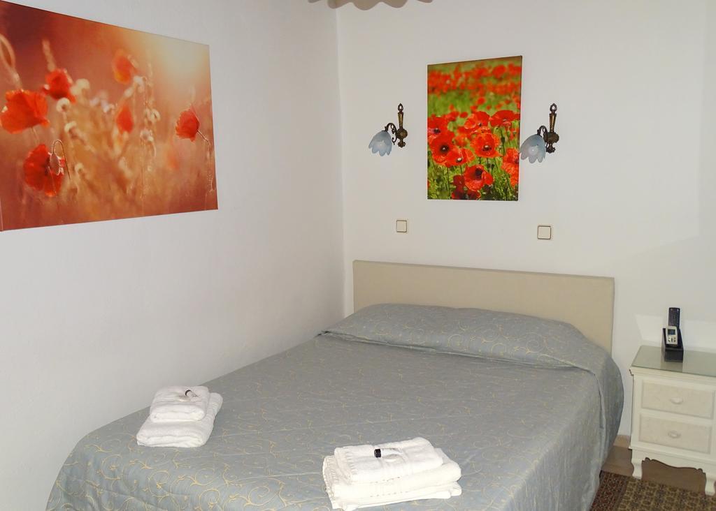 Anemones Rooms Chrissi Akti Chania Exterior foto